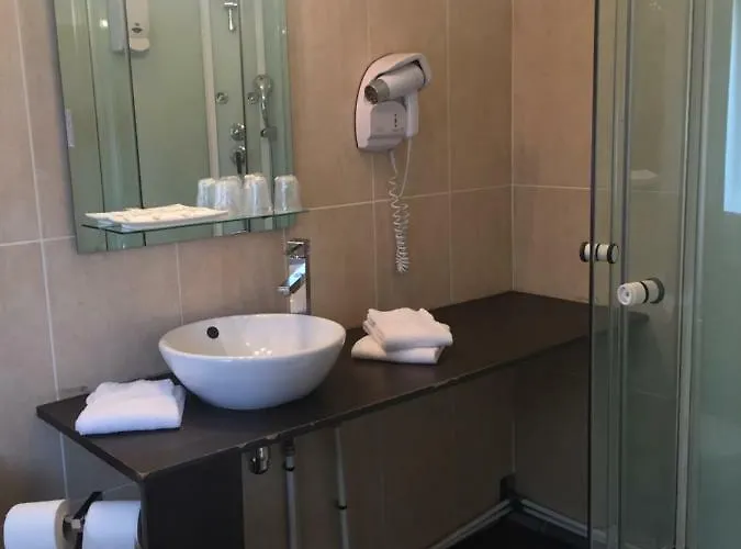 Restaurant Cousseau Hotel 2*