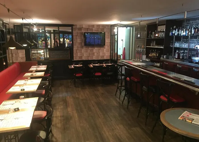 Hotel Restaurant Cousseau 2*